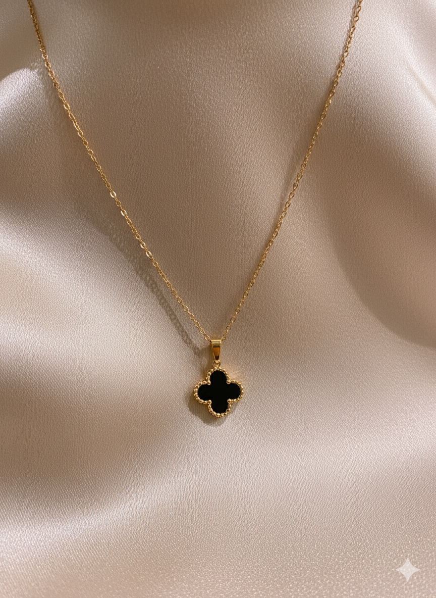 Midnight clover neckpiece (modn7)