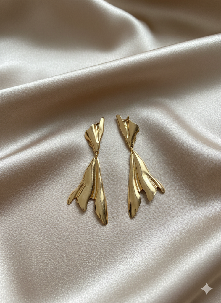 Wavy Flora Earrings